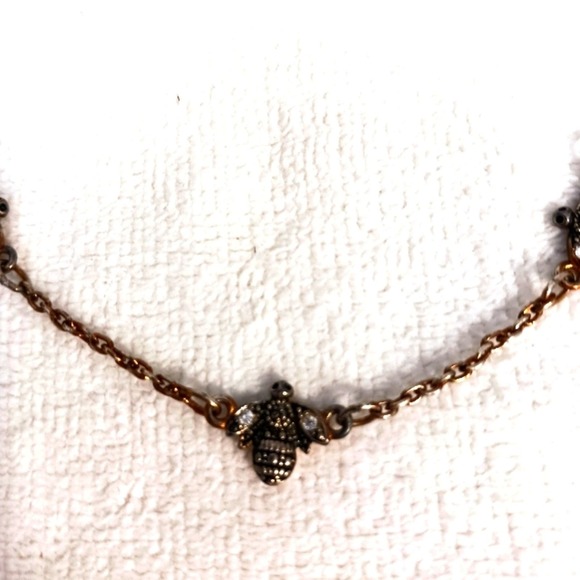 BumbleBee Necklace Delicate Bronze tone Chain Necklace Simulated Diamonds BEE - Picture 8 of 10